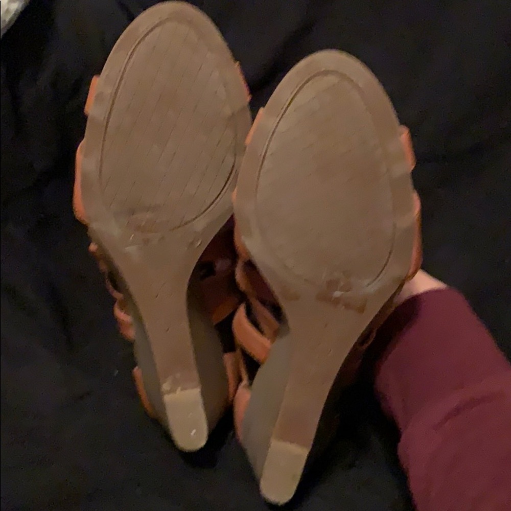 Jessica Simpson wedges - Picture 3 of 4